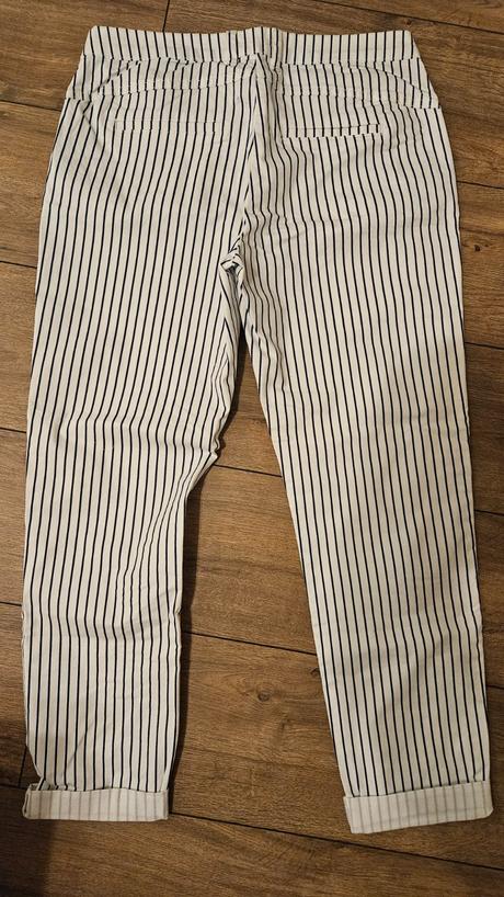 Chino nohavice, reserved,40