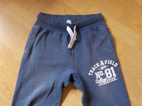 Tepláky 11-12r., f&f,140