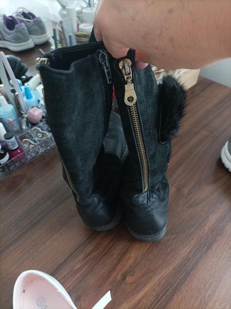 Kožené cizmicky, 33