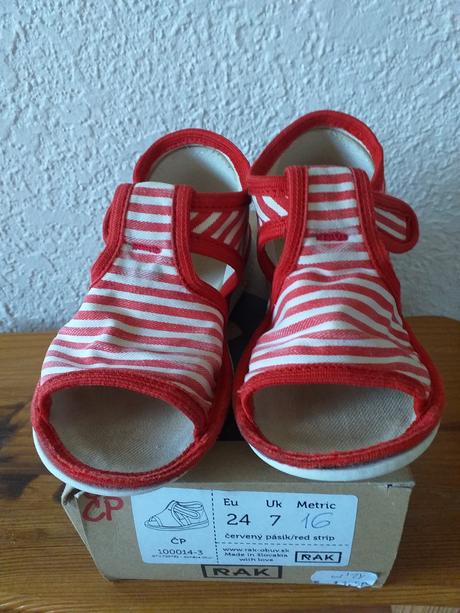 Papučky 24, rak,24