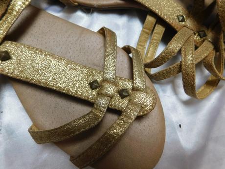 Pekne zlaté gladiátorky, atmosphere,41