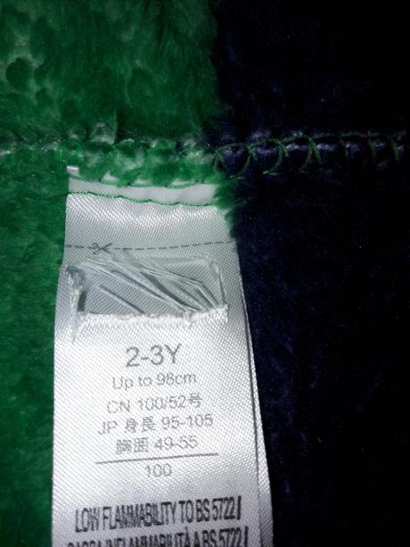 Úžasný župan perfektný stav veľkosť 2-3 roky, 98