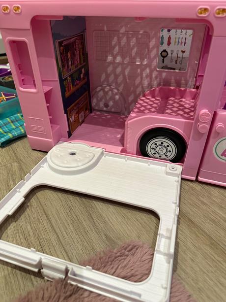 Barbie karavan mattel,