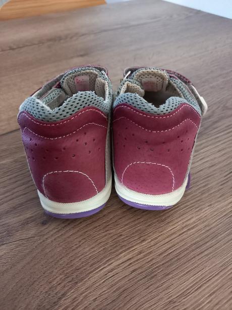 Sandálky, santé,27