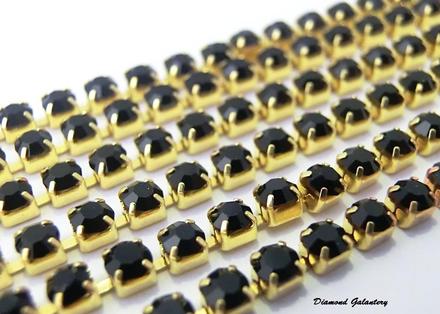 Štrasové borty rôzne farby - diamondgalantery.sk, 