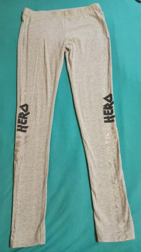 Šedé legíny, kik,164