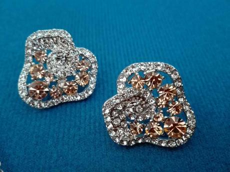 Krásny set - náhrdelník s náušnicami,