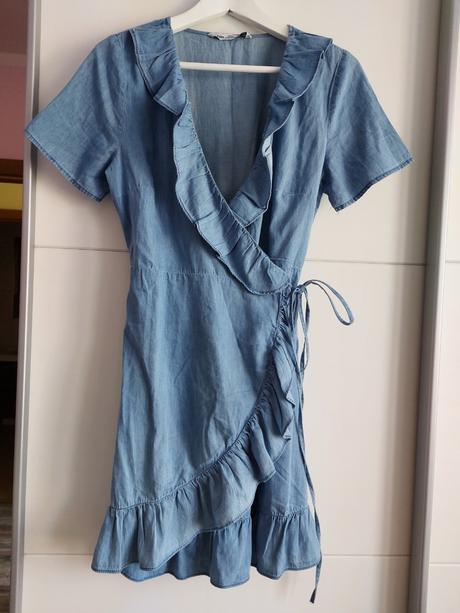 Volánové riflové šaty, s