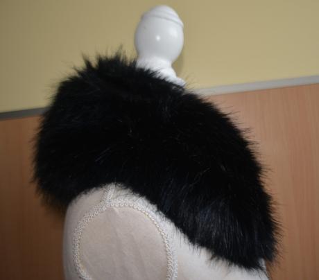 Krásna čierna kožušinka, xl