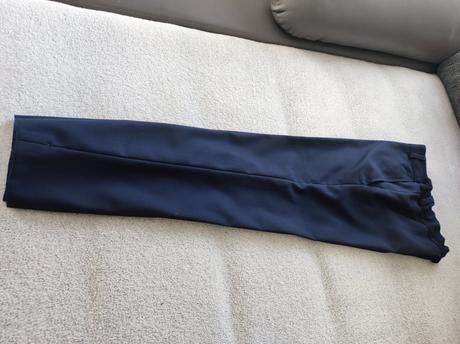 Nohavice elegantné, 122