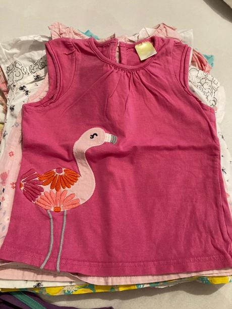 Tricka/tielka/ tuniky 25ks, 92