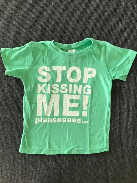 Tricko stop kissing me, zara,86