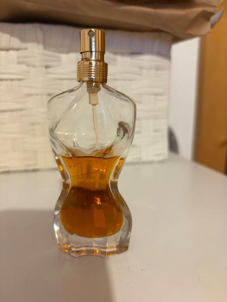 Jpg clasique essence de parfum,
