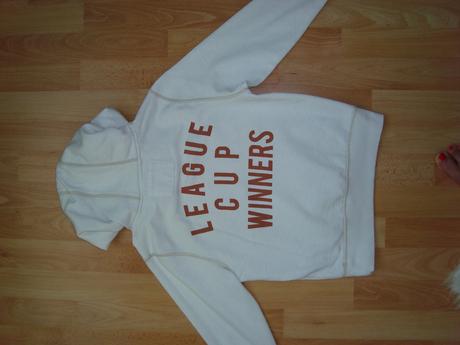 Mikinka next, next,128