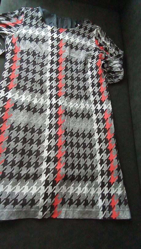 Teplejšie šaty, 48