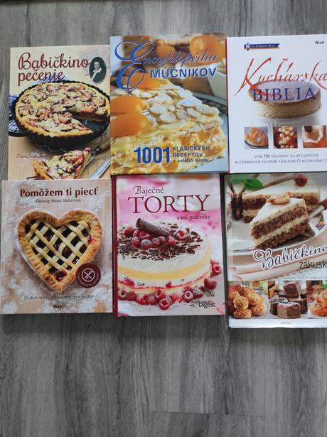 Tradičná babickina kuchárka, koláče, pečenie, 