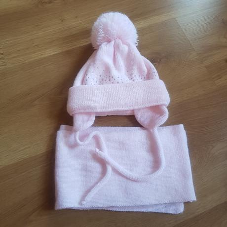 Zimna čiapočka, 80