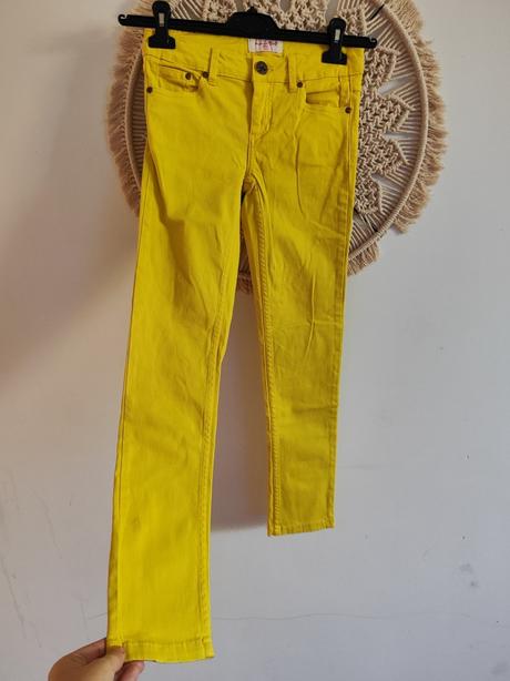 Žlté nohavice, 140