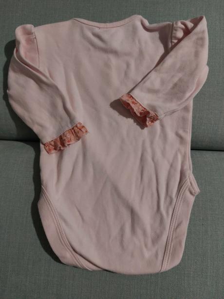 Ruzove body s volanikom, next,68