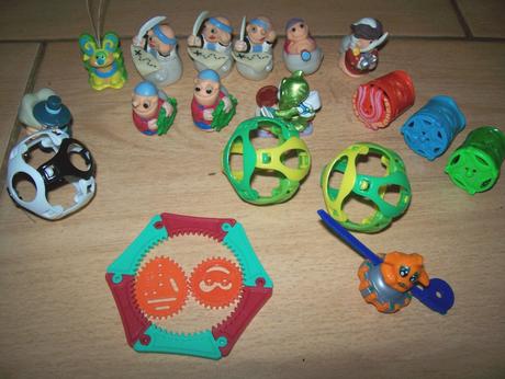 Postavičky z kinder vajíčok,