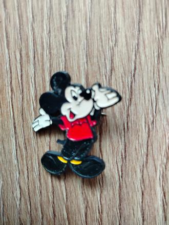 Kovová spona, disney