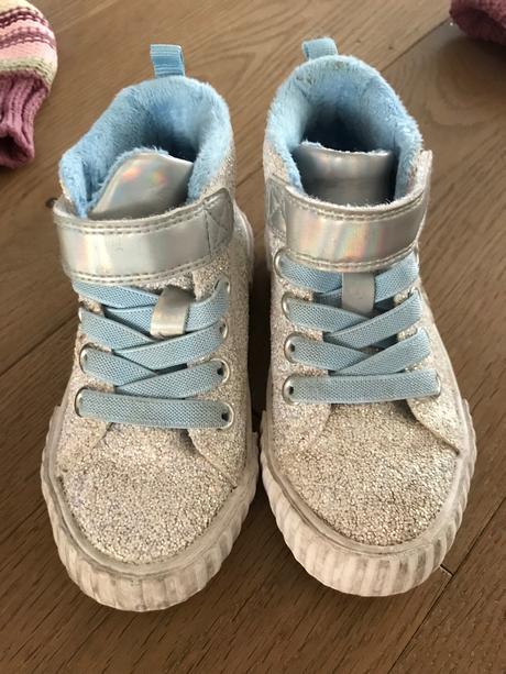 Tenisky anna a elsa, 24