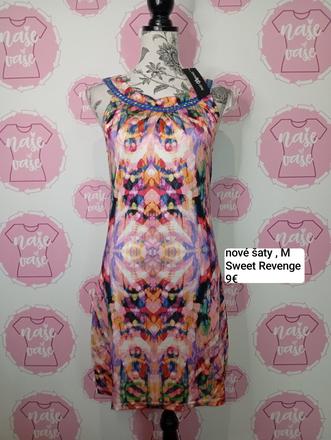 Krásne farebne šaty, m