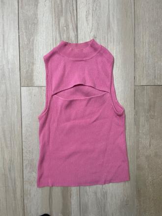 Vrúbkovaný top, bershka,m