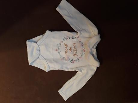 Dievčenské slávnostné body s límcom, 68