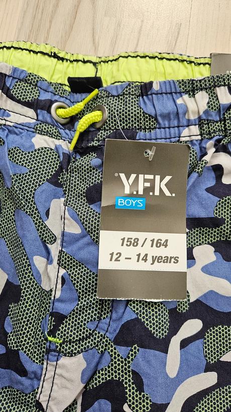 Krátke nohavice 2 ks spolu, 158