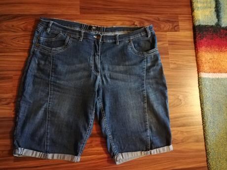 Riflľové kraťasy 52, bonprix,52