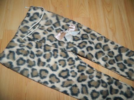 Nohavice leopard, 86