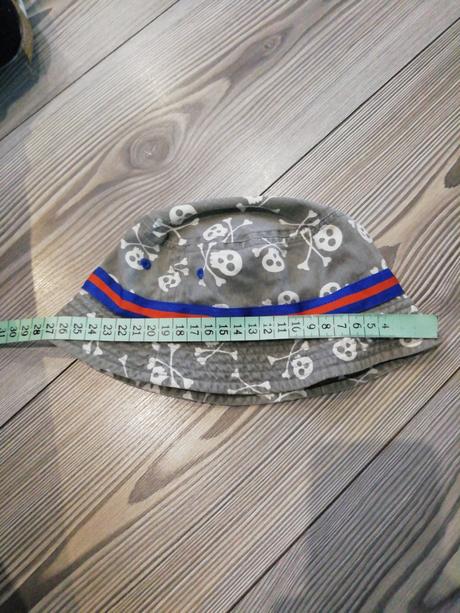 Klobúčik lepky, marks & spencer,92