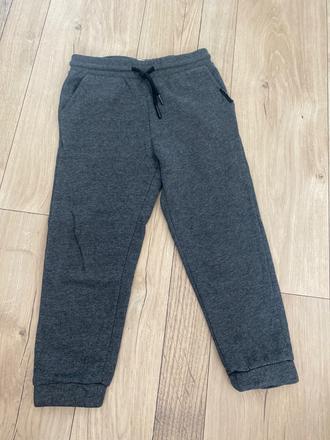 Teplaky, reserved,110