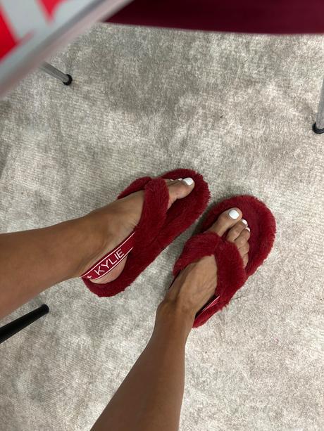 Kendall jenner slapky, 37