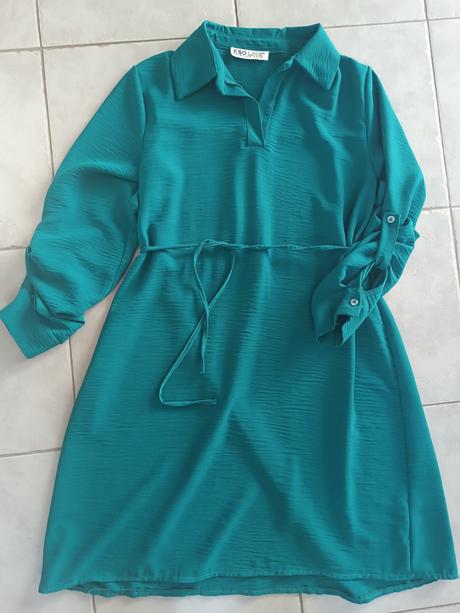 Šaty petrolejovej farby, esoline