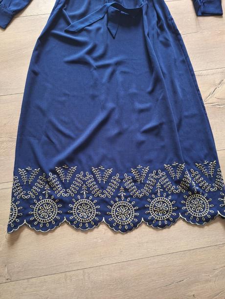 Modre saty so zlatou vysivkou, xl