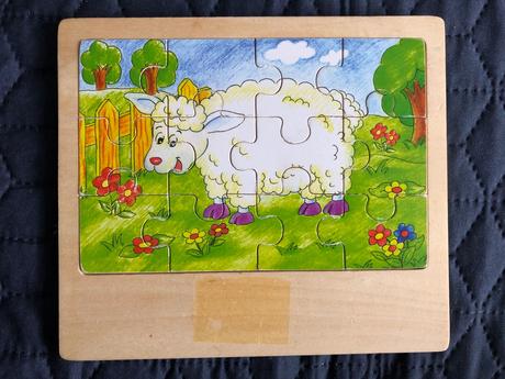 2x drevené puzzle ovečka a korytnačka,