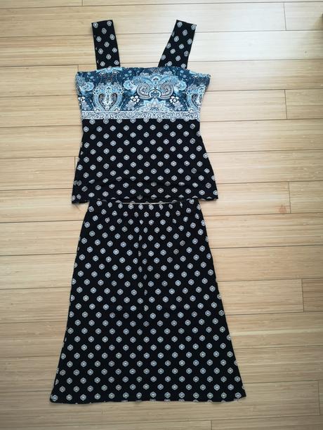 Komplet sukňa+tricko, s