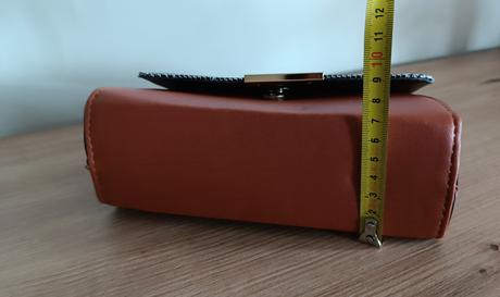 Crossbody kabelku, 