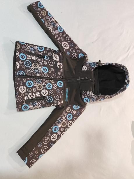 Softshellová bunda s čiapkou, 92