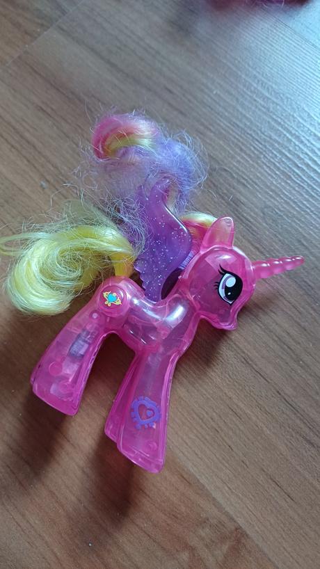 Jednorožec svietiaci little pony, 