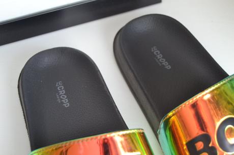 Štýlové holografické šľapky cropp, veľkosť 37, 37