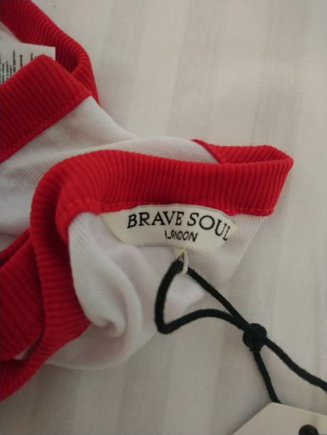 Dámsky bielo červený crop top, brave soul, l