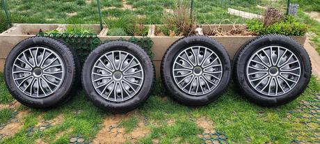 Vw sharan 2.0tdi 7-miestny , top stav,ťažné+2.sada, volkswagen