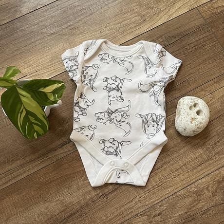 Body s dumbom, c&a,56