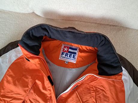 Zimná alebo lyžiarska bunda, 38