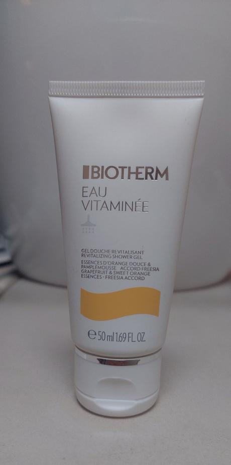 Predam novu kozmetiku biotherm a clarins, 