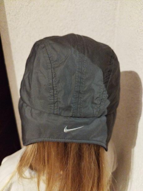 Teplá šiltovka, nike,146