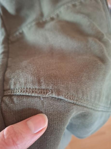 2 ks teplákov, lindex,152